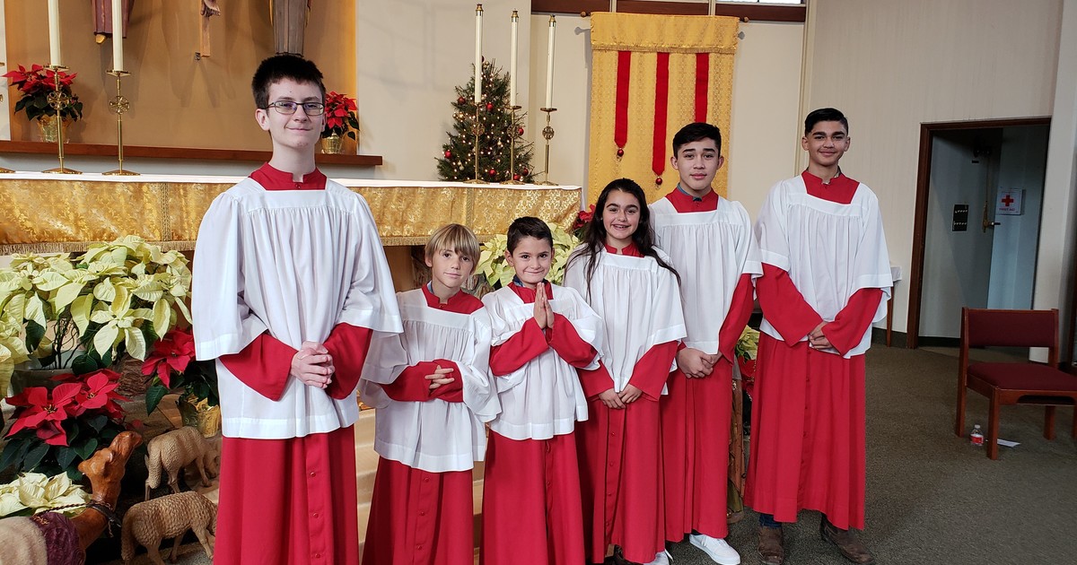 Altar Servers St. Thomas Aquinas Catholic Church Ojai, CA