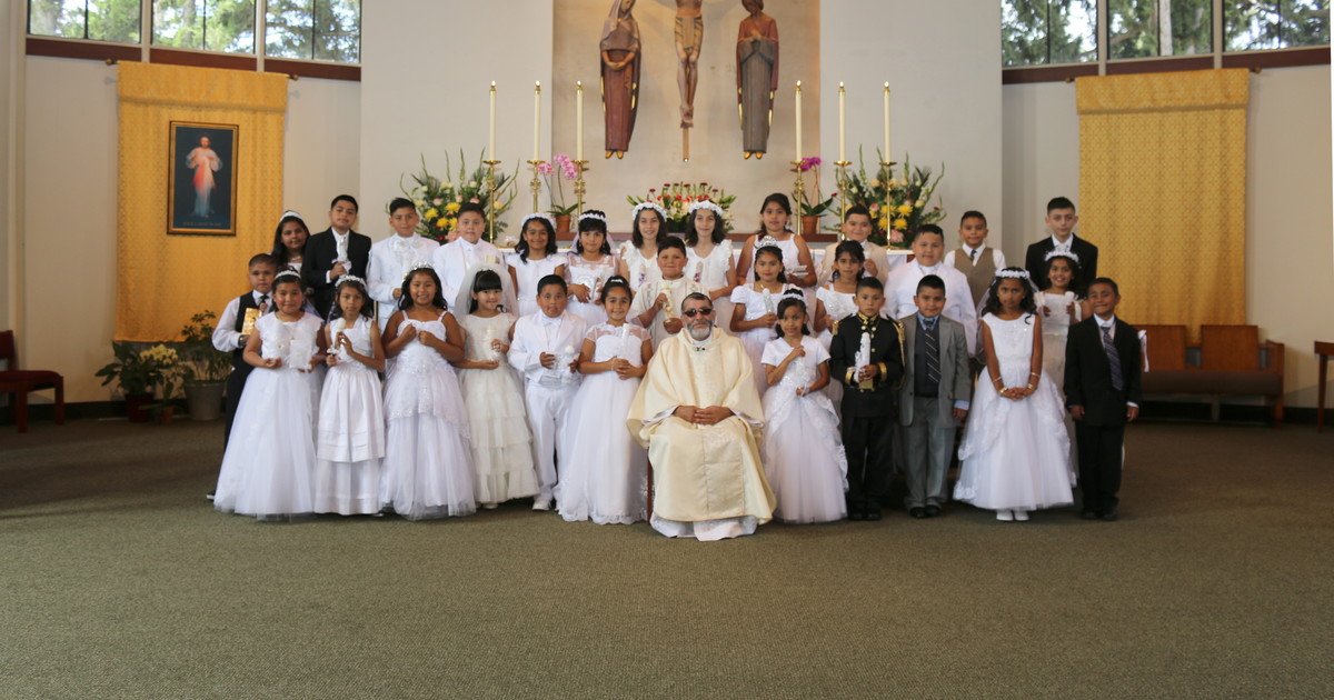 First Holy Communion St. Thomas Aquinas Catholic Church Ojai, CA